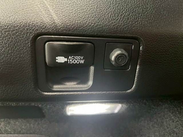 TOYOTA LEXUS UX250h 2023