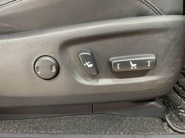 TOYOTA LANDCRUISER PRADO 2023