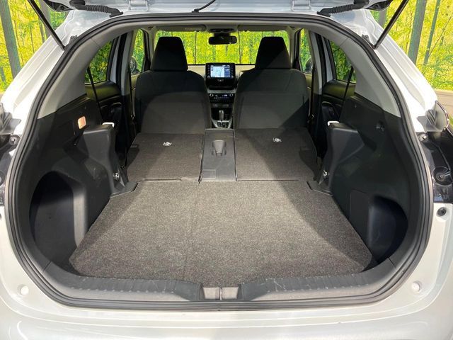 TOYOTA YARIS CROSS 2023