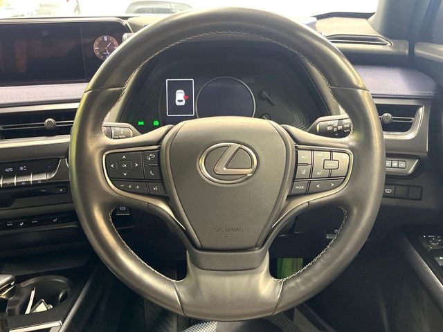 TOYOTA LEXUS UX200 2020