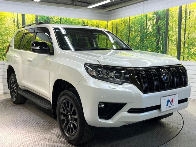 TOYOTA LANDCRUISER PRADO 2022