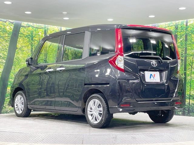 TOYOTA ROOMY 4WD 2022