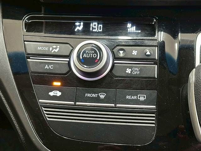 HONDA FREED HYBRID 2020