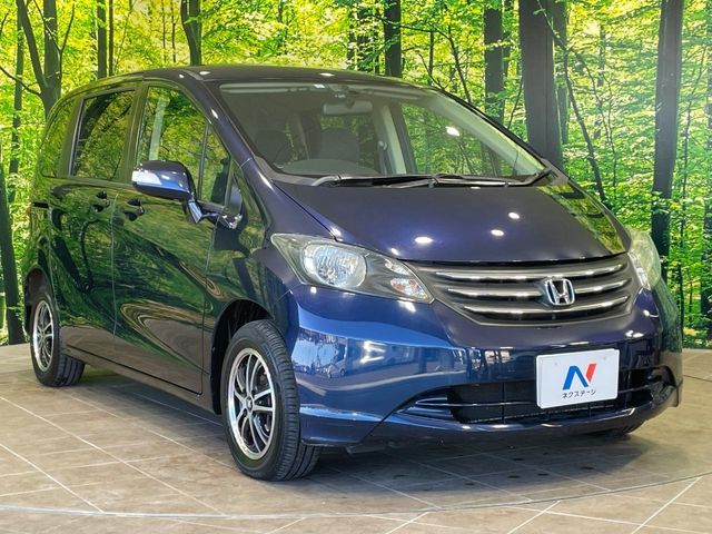 HONDA FREED 2010