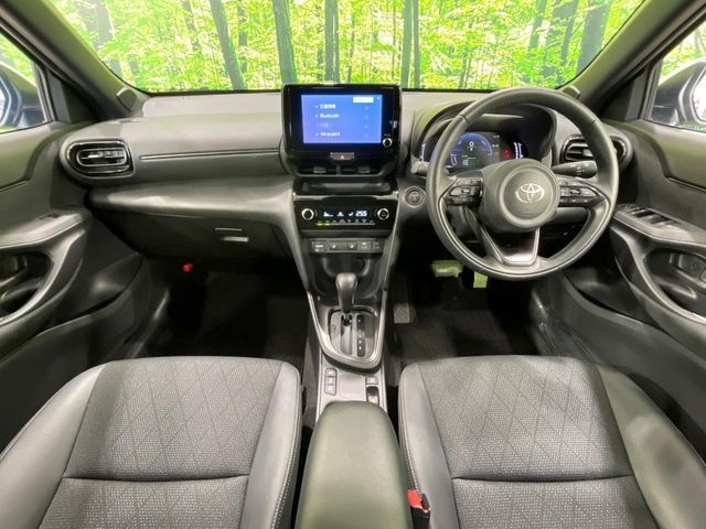 TOYOTA YARIS CROSS HYBRID 2025