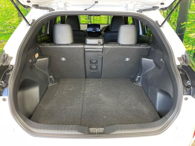 TOYOTA YARIS CROSS HYBRID 2025