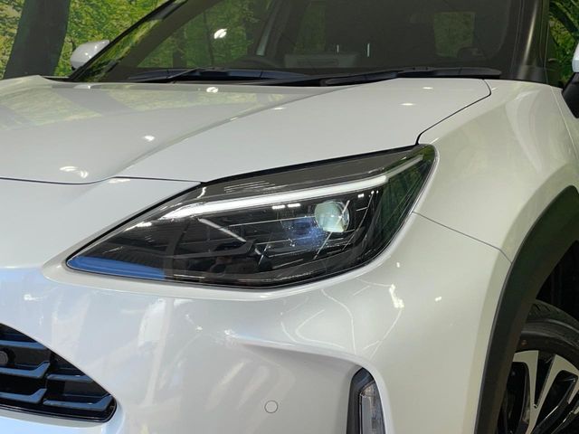 TOYOTA YARIS CROSS HYBRID 2025