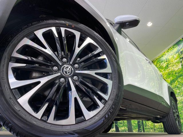 TOYOTA YARIS CROSS HYBRID 2025