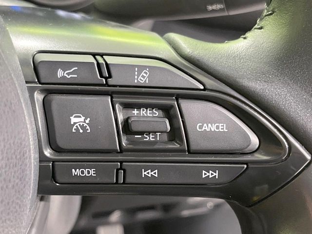 TOYOTA YARIS CROSS 2023