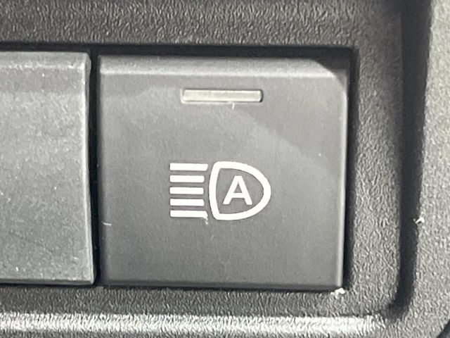 TOYOTA YARIS CROSS 2023