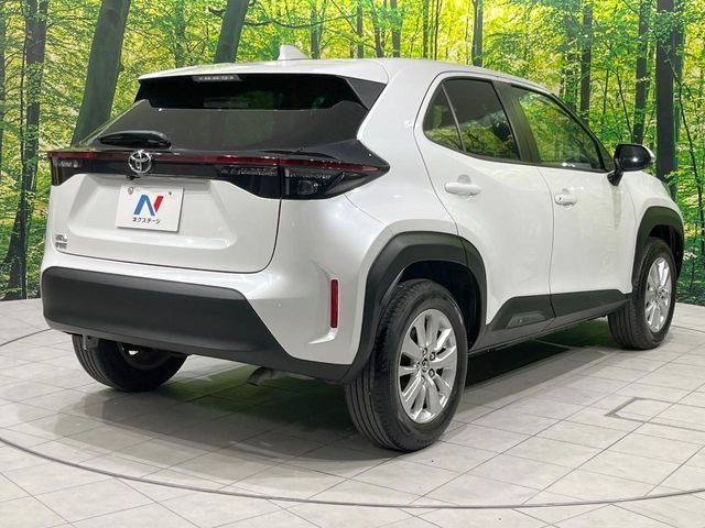 TOYOTA YARIS CROSS 2023