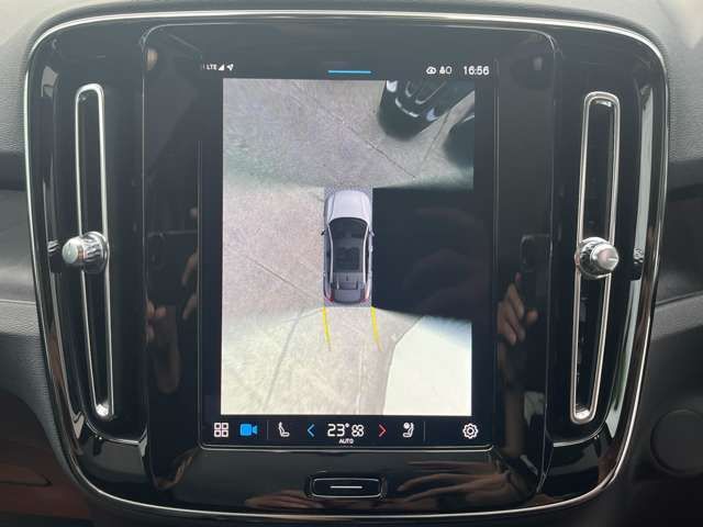 VOLVO VOLVO C40 2022