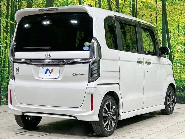 HONDA N BOX CUSTOM 2018