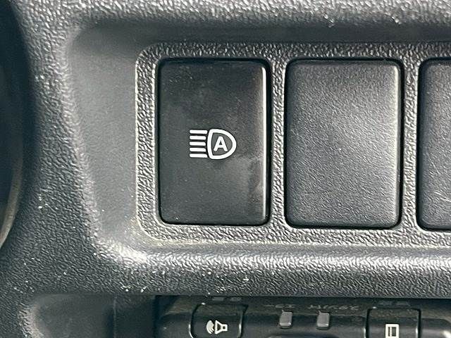 TOYOTA HIACE van 2WD 2021