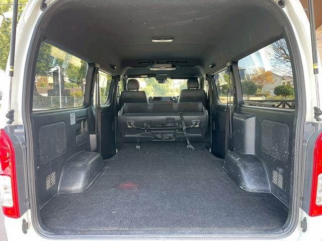 TOYOTA HIACE van 2WD 2021