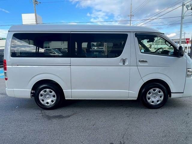 TOYOTA HIACE van 2WD 2021