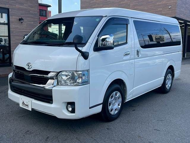 TOYOTA HIACE van 2WD 2021