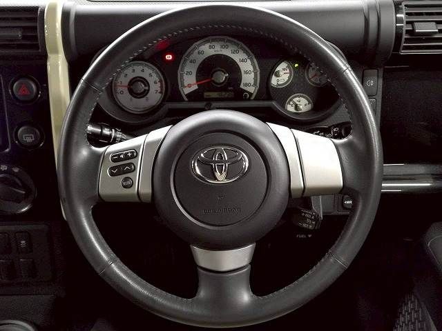 TOYOTA FJ CRUISER 4WD 2018