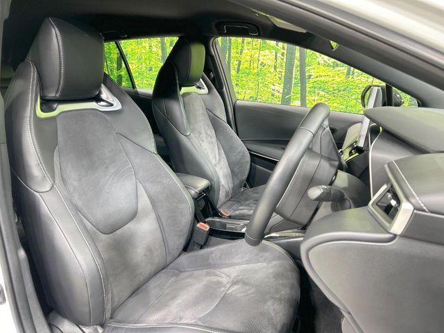 TOYOTA COROLLA TOURING HYBRID 2024