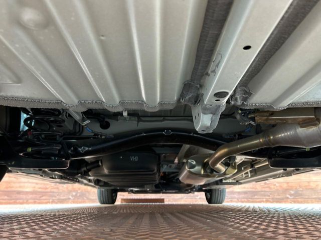 TOYOTA VOXY HYBRID 2023