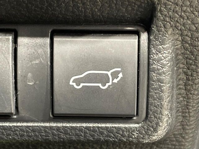 TOYOTA COROLLA CROSS HYBRID 2025