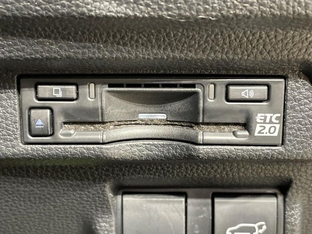 TOYOTA COROLLA CROSS HYBRID 2025