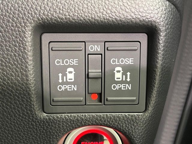 HONDA N BOX CUSTOM 4WD 2019