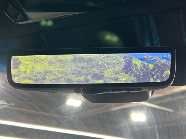 TOYOTA HARRIER 2WD 2025