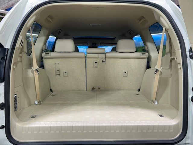 TOYOTA LANDCRUISER PRADO 2023