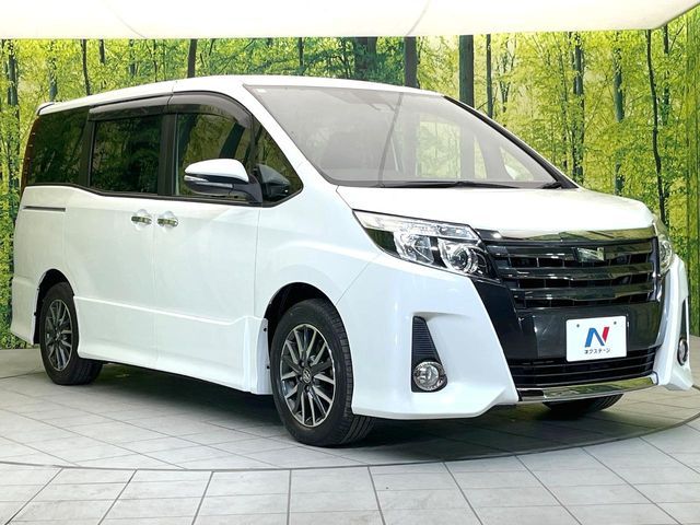 TOYOTA NOAH 2016