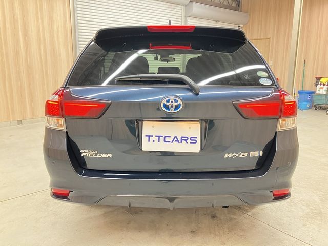 TOYOTA COROLLA FIELDER HYBRID 2019