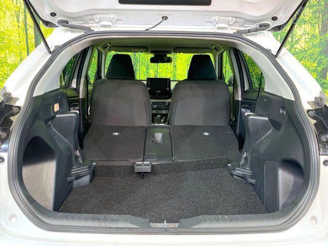 TOYOTA YARIS CROSS 2023