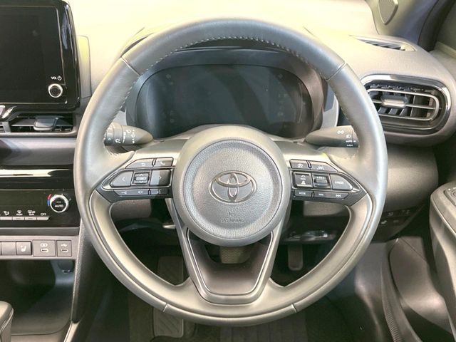 TOYOTA YARIS CROSS HYBRID 2025