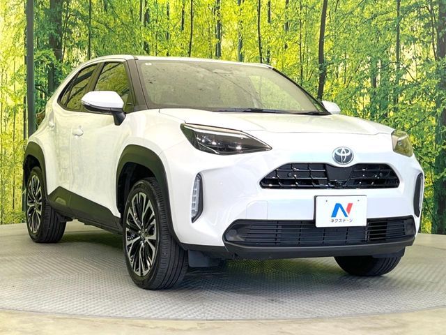 TOYOTA YARIS CROSS HYBRID 2025