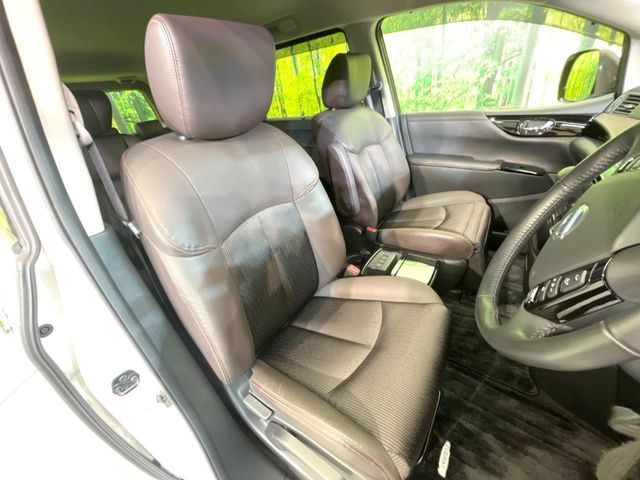 NISSAN ELGRAND 2022