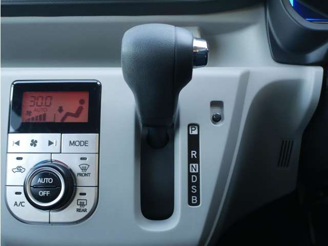 DAIHATSU MIRA e:S 2019