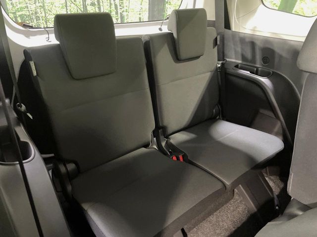 TOYOTA SIENTA HYBRID 2025