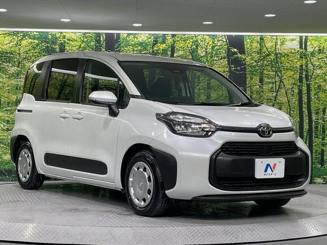 TOYOTA SIENTA HYBRID 2025