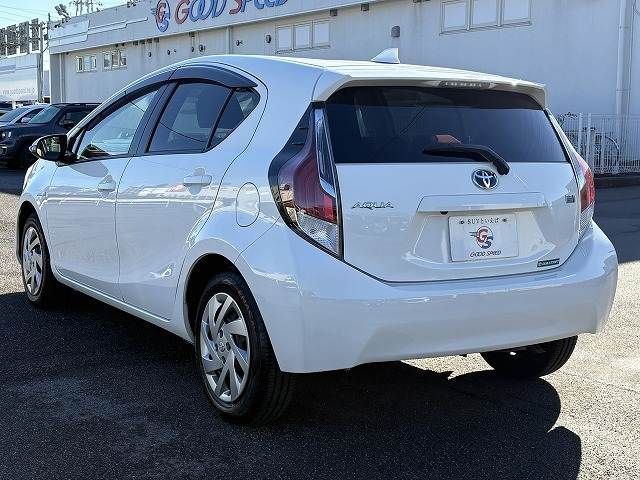 TOYOTA AQUA 2014