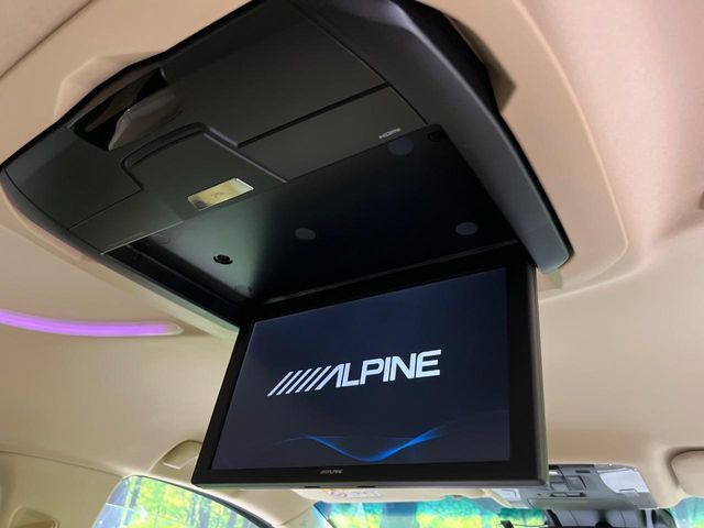 TOYOTA ALPHARD hybrid 4WD 2018