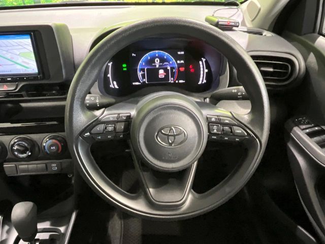 TOYOTA YARIS CROSS 2025