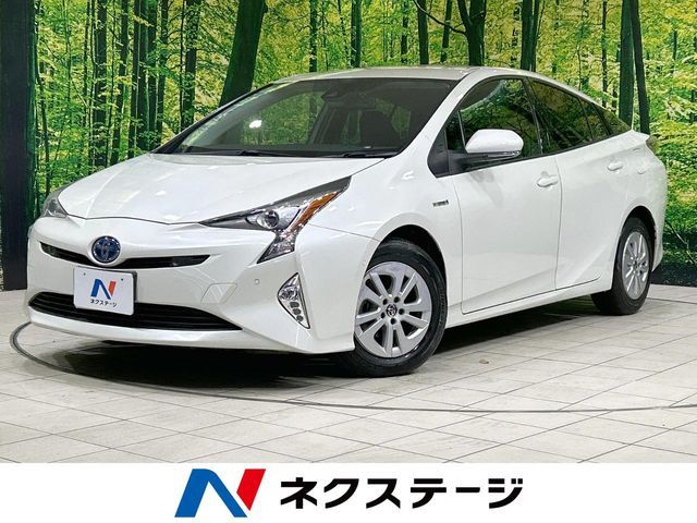 TOYOTA PRIUS 2017