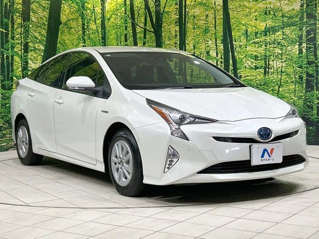 TOYOTA PRIUS 2017