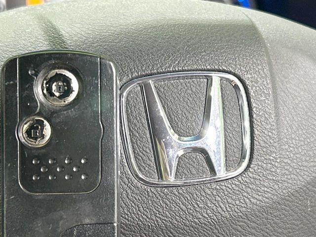 HONDA FIT SHUTTLE HYBRID 2014