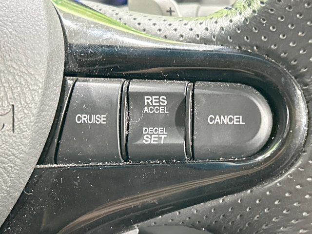 HONDA FIT SHUTTLE HYBRID 2014