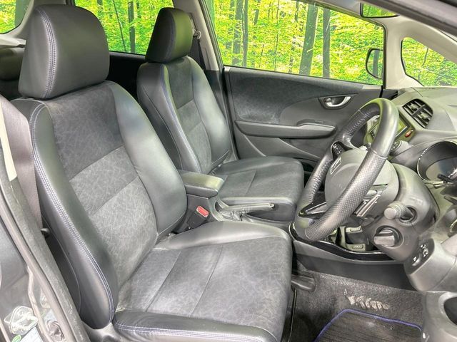 HONDA FIT SHUTTLE HYBRID 2014