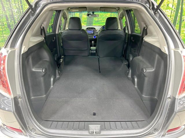 HONDA FIT SHUTTLE HYBRID 2014