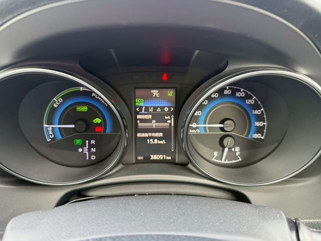 TOYOTA AURIS HYBRID 2016