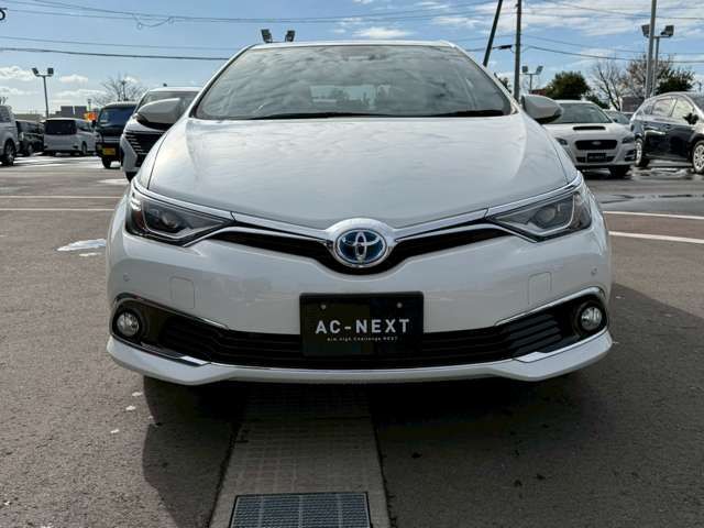 TOYOTA AURIS HYBRID 2016