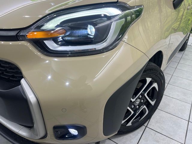 TOYOTA SIENTA HYBRID 2023